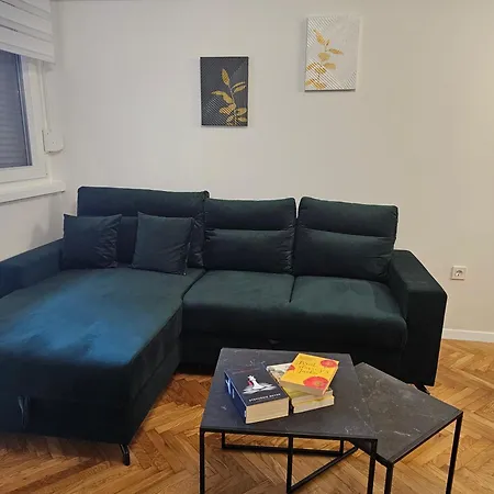Apartman Laura Karlovac Exterior photo